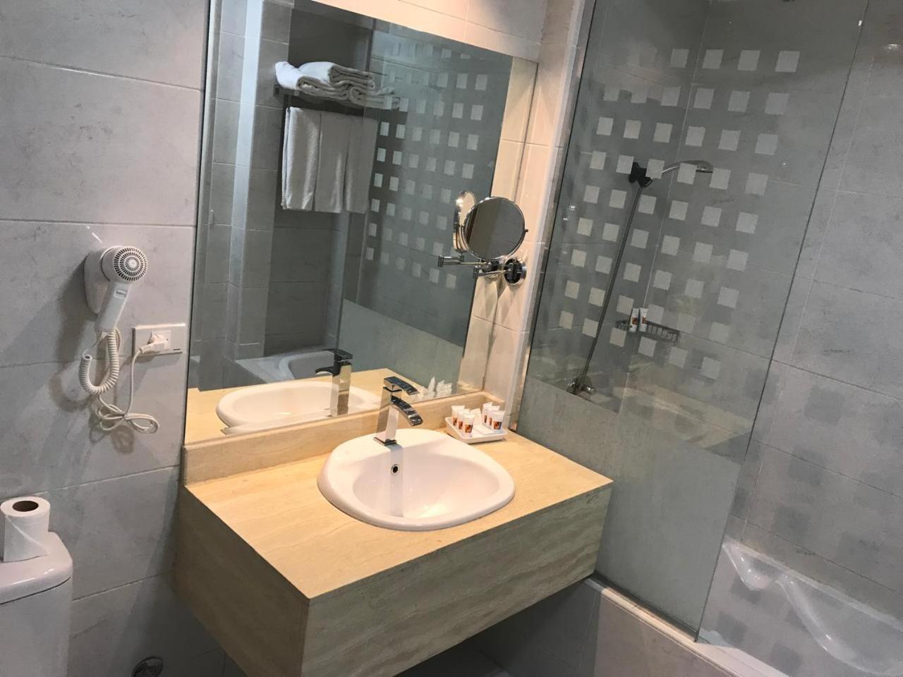Marina Aqua Park Hotel Асуан Экстерьер фото